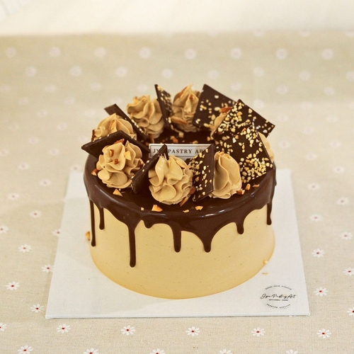 Caramel Coffee  Cake 6"